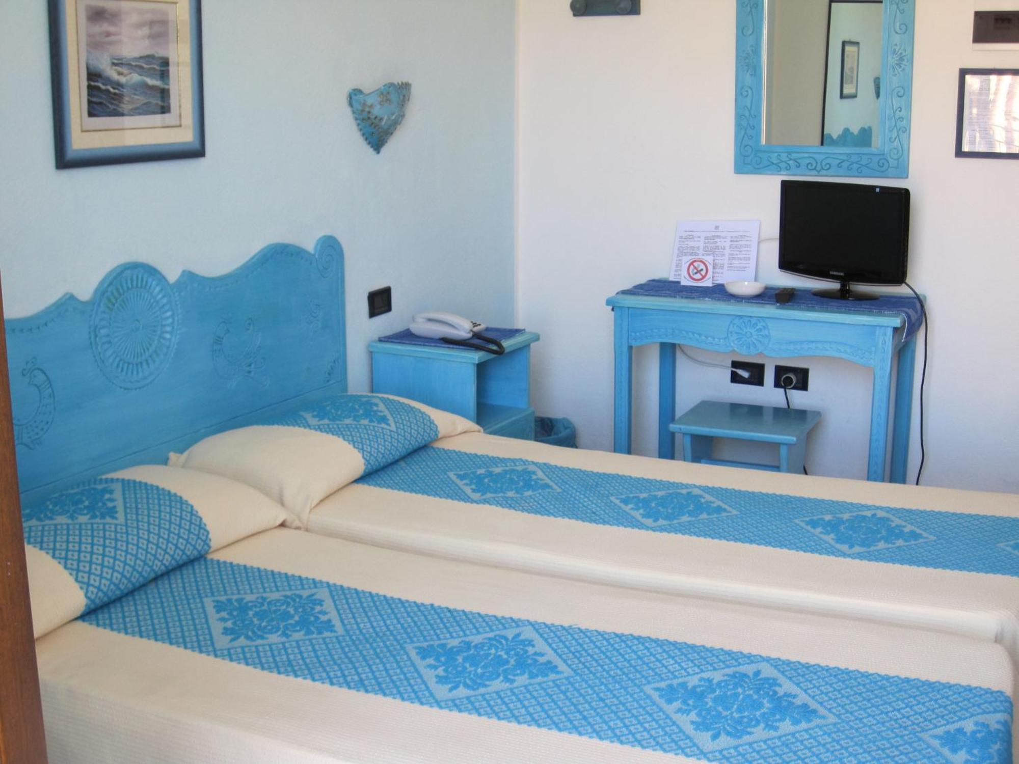 Hotel Moderno ซานตา เตเรซา กัลลูรา ห้อง รูปภาพ